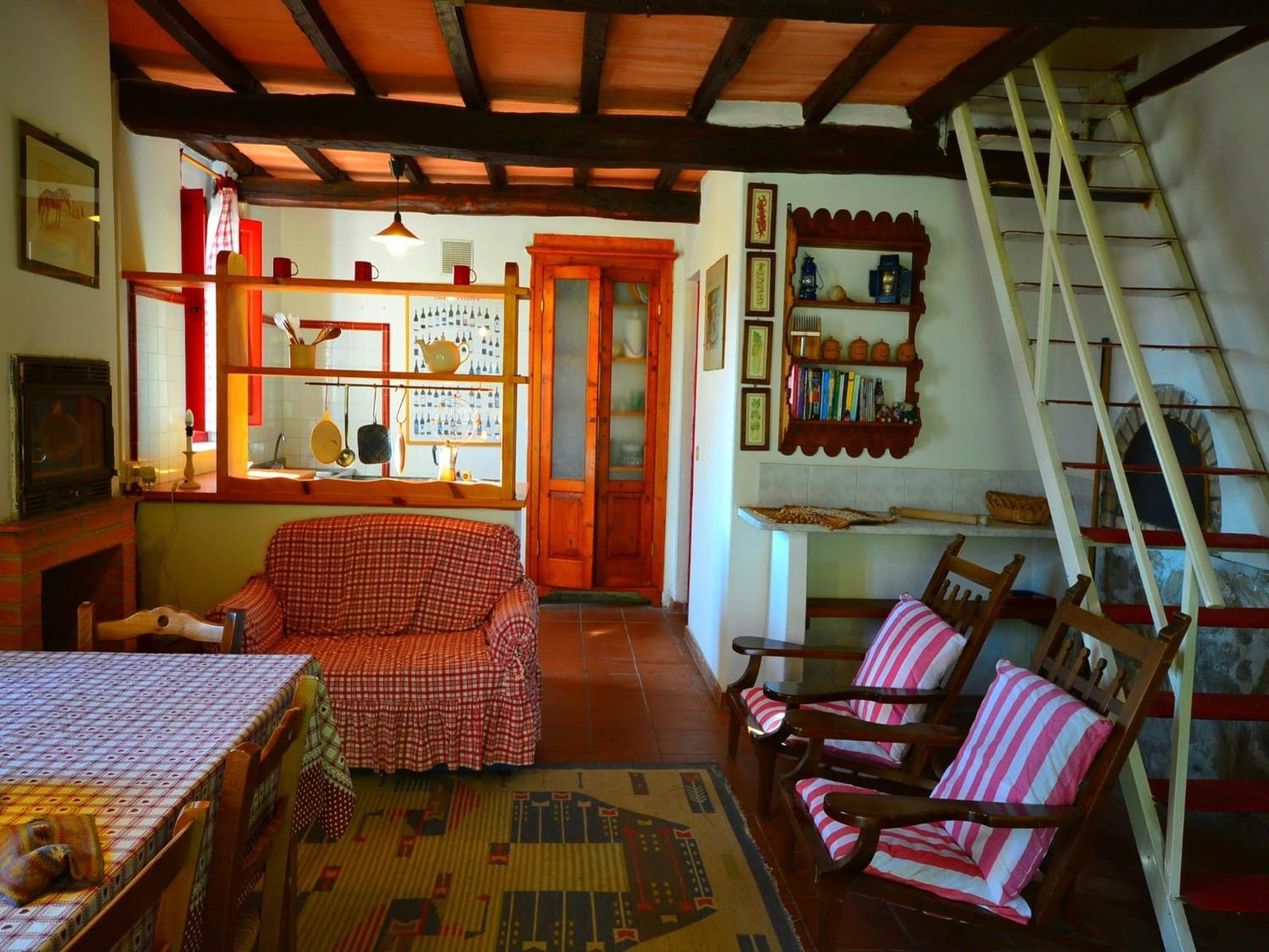 Lovely Holiday Home With Private Pool ซานมาร์เชลโล ปิสโตเยเซ ภายนอก รูปภาพ