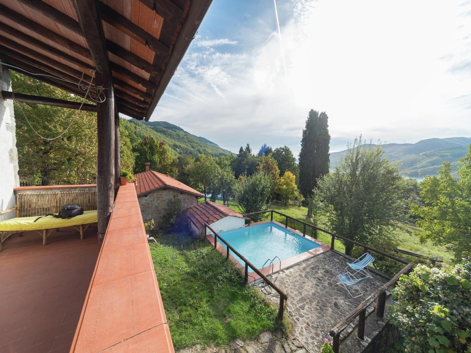 Lovely Holiday Home With Private Pool ซานมาร์เชลโล ปิสโตเยเซ ภายนอก รูปภาพ