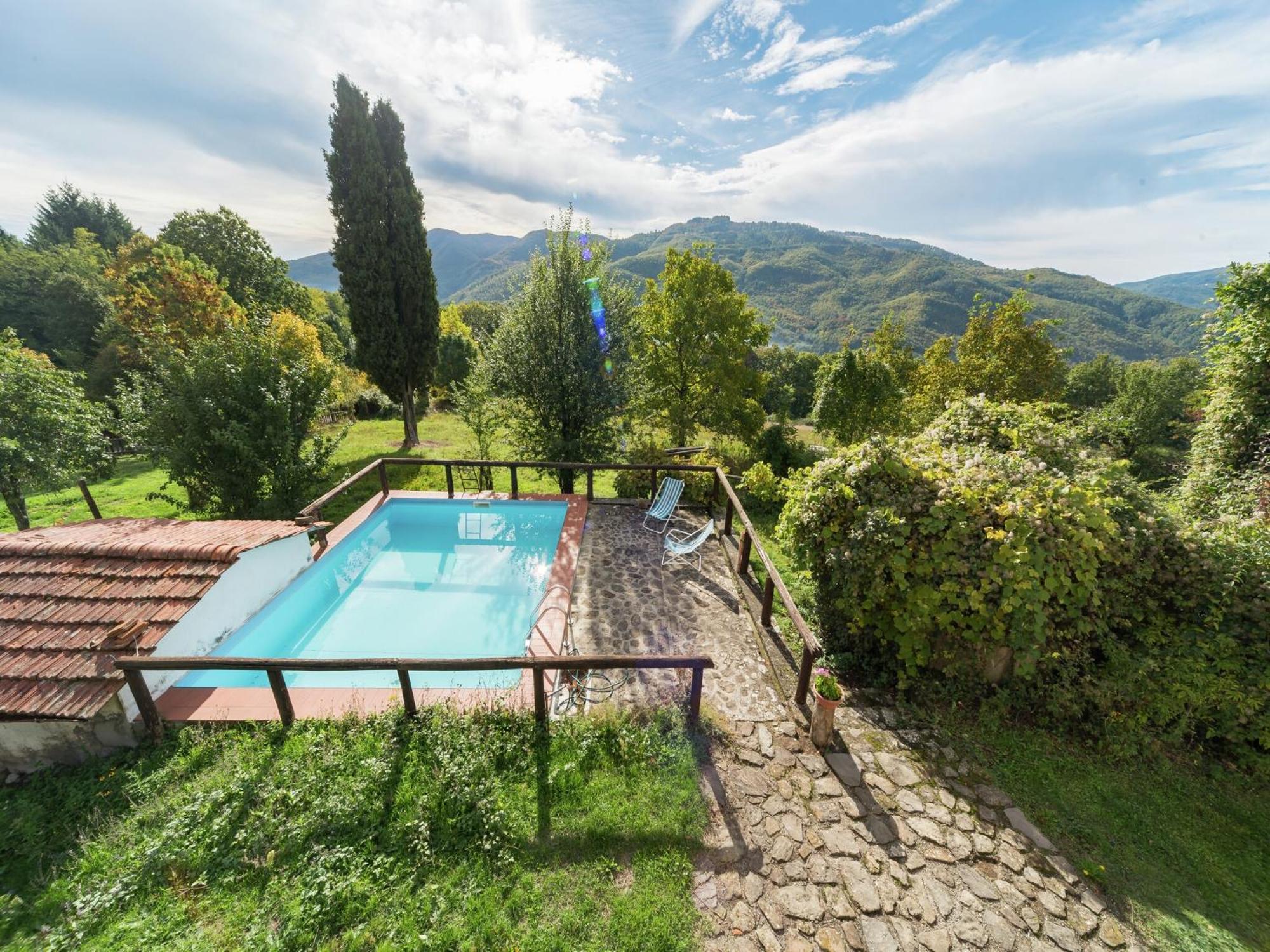 Lovely Holiday Home With Private Pool ซานมาร์เชลโล ปิสโตเยเซ ภายนอก รูปภาพ